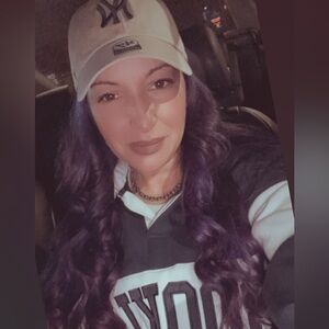 Meet your Posher, Crystal